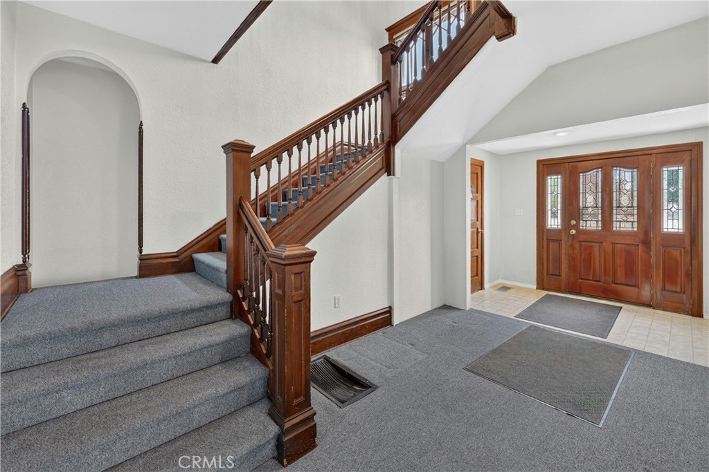 3875 11th Street Riverside, CA 92501 - Photo 14 of 58 Grand Staircase