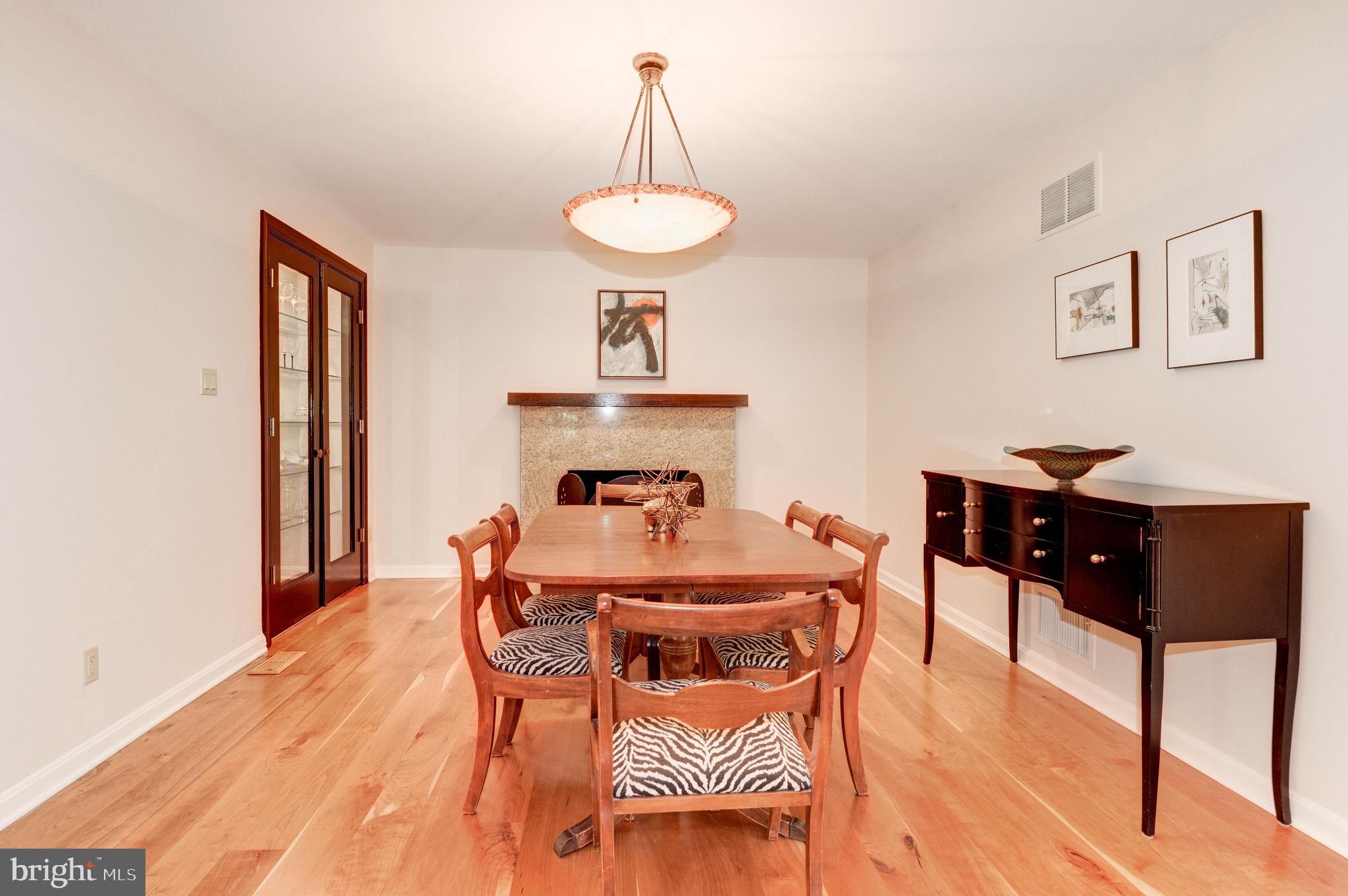 11719 Blue Smoke Trail Reston, VA 20191 - Photo 15 of 76 Gallery Image 15