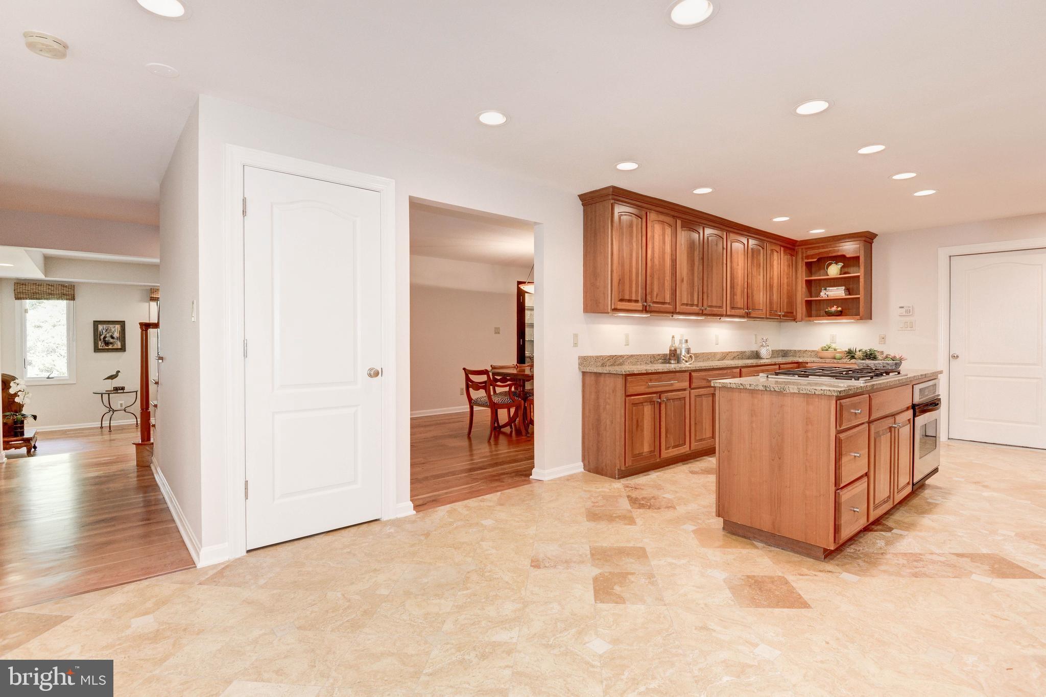 11719 Blue Smoke Trail Reston, VA 20191 - Photo 27 of 76 Gallery Image 27