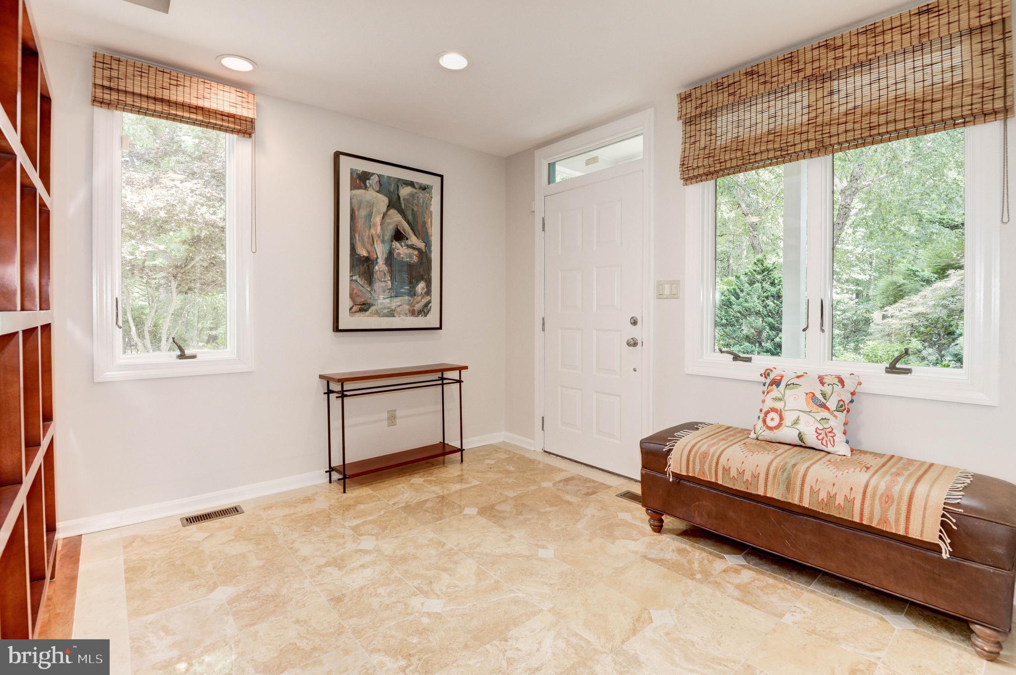11719 Blue Smoke Trail Reston, VA 20191 - Photo 4 of 76 Bright. spacious and welcoming foyer.
