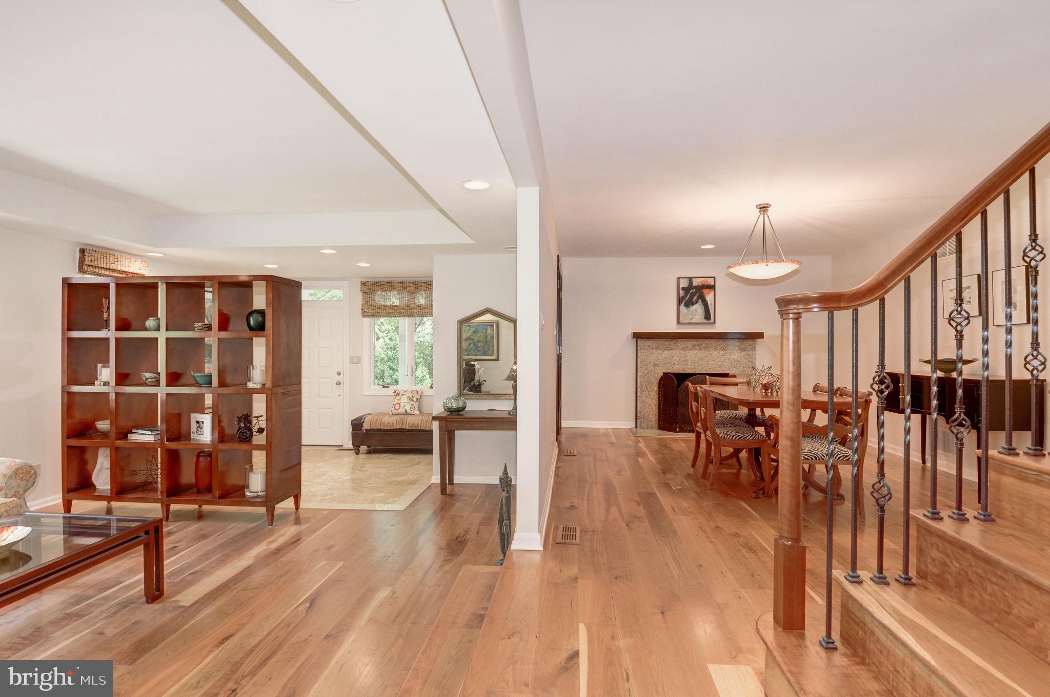 11719 Blue Smoke Trail Reston, VA 20191 - Photo 7 of 76 Note the wide plank cherry hardwood floors.