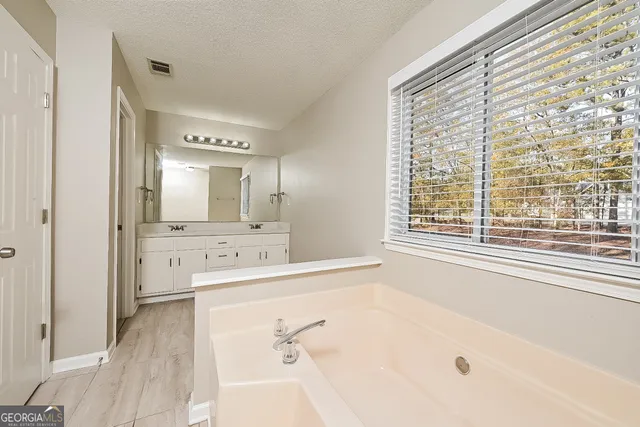 $2,455 | 310 Lakefront Drive, McDonough, GA 30253