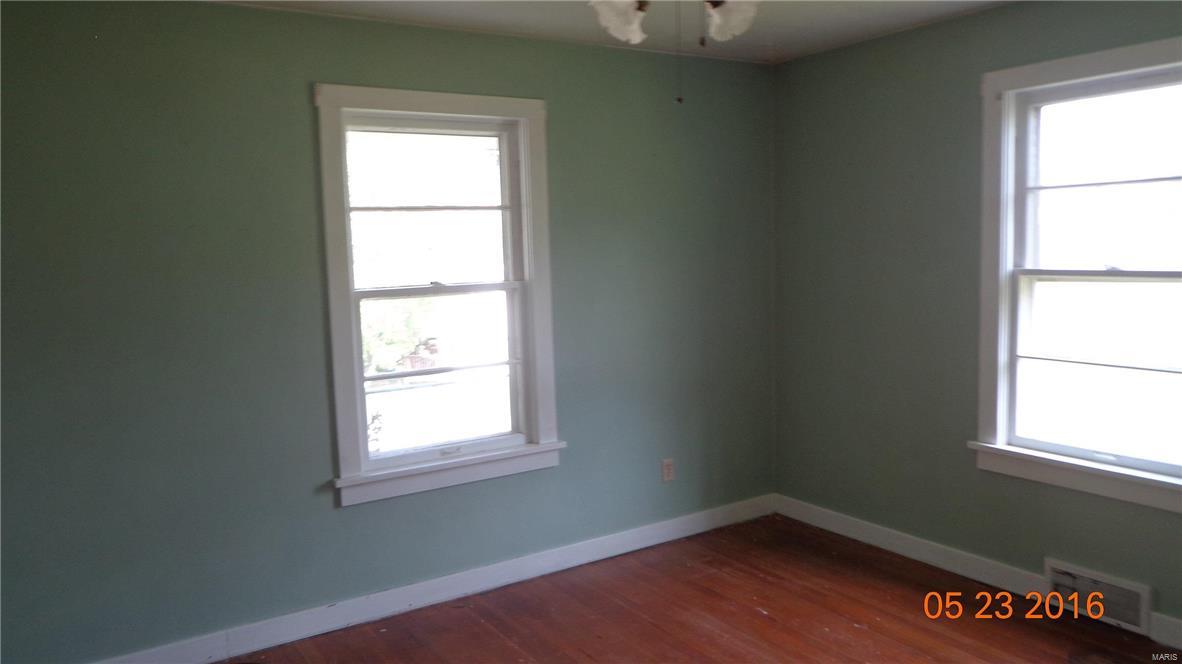 730 Cedar Street Chester, IL 62233 - Photo 6 of 11 Gallery Image 6