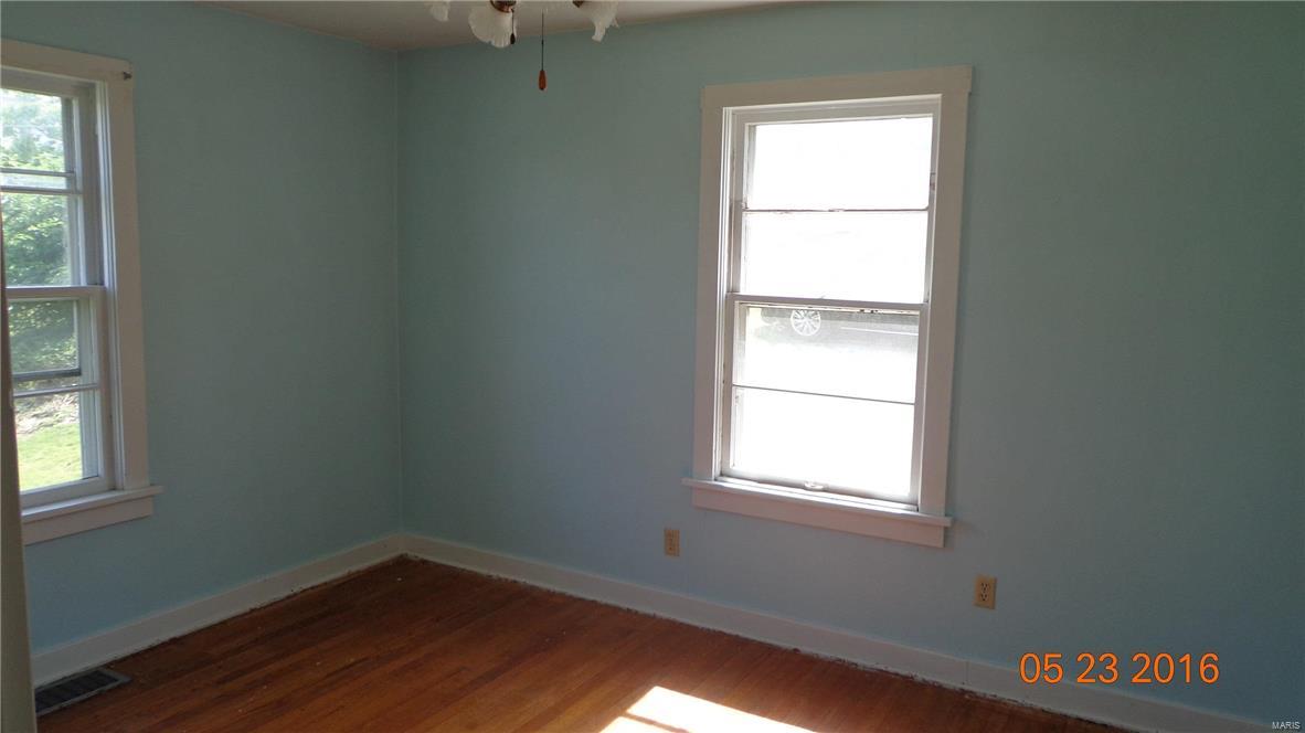 730 Cedar Street Chester, IL 62233 - Photo 7 of 11 Gallery Image 7