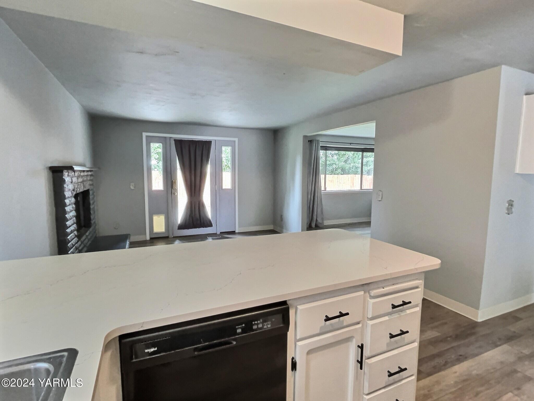 408 Wyant Way Grandview, WA 98930 - Photo 19 of 46 IMG_5673