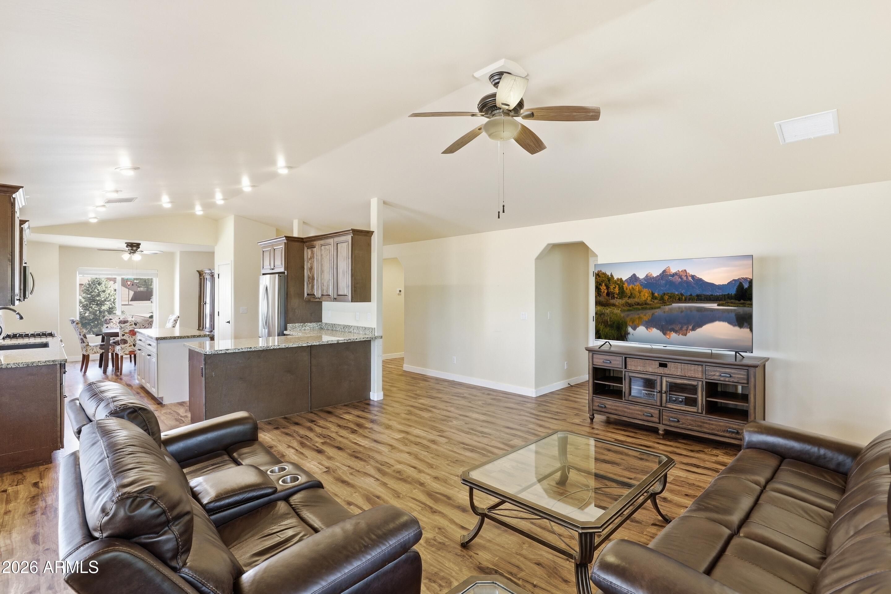 412 South Forest Ridge Court Payson, AZ 85541 - Photo 6 of 33 Living Room (4)