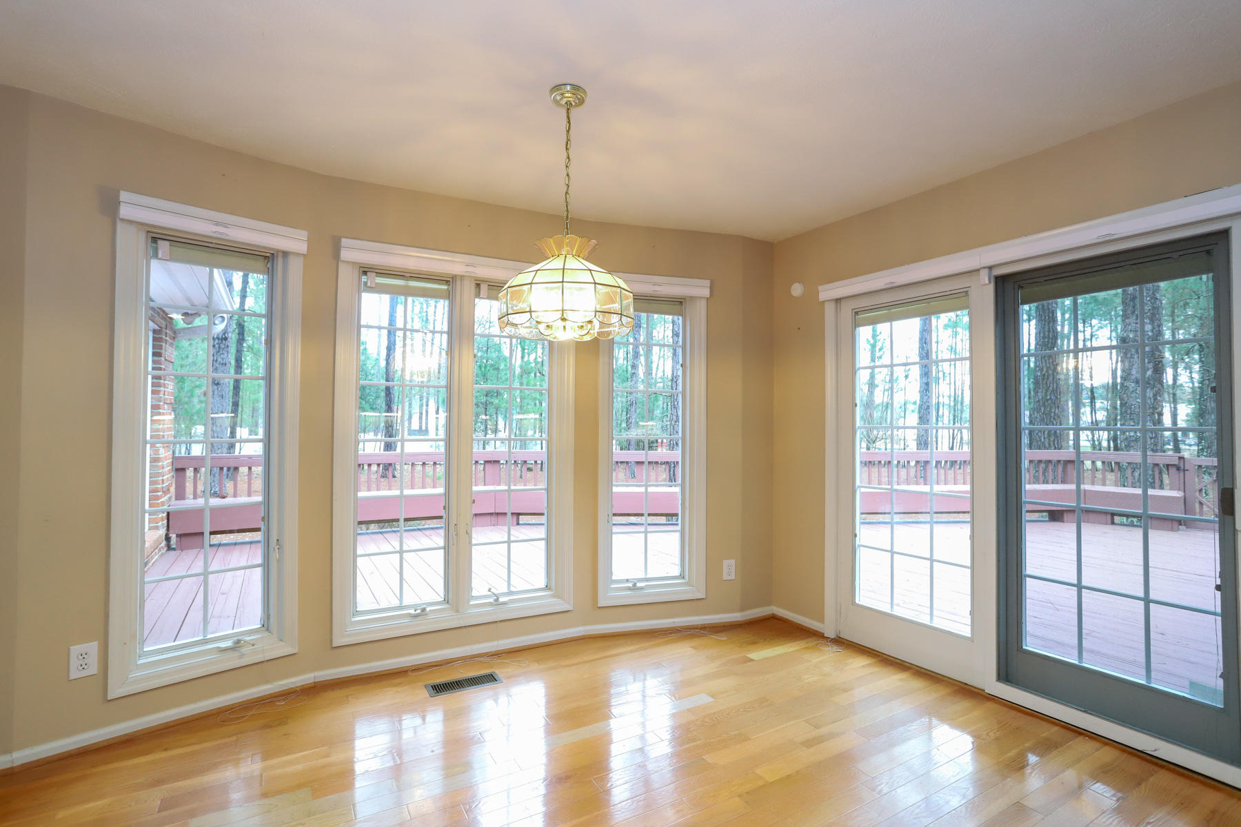 12 Sandown Road Savannah, GA 31419 - Photo 21 of 60 breakfast nook2