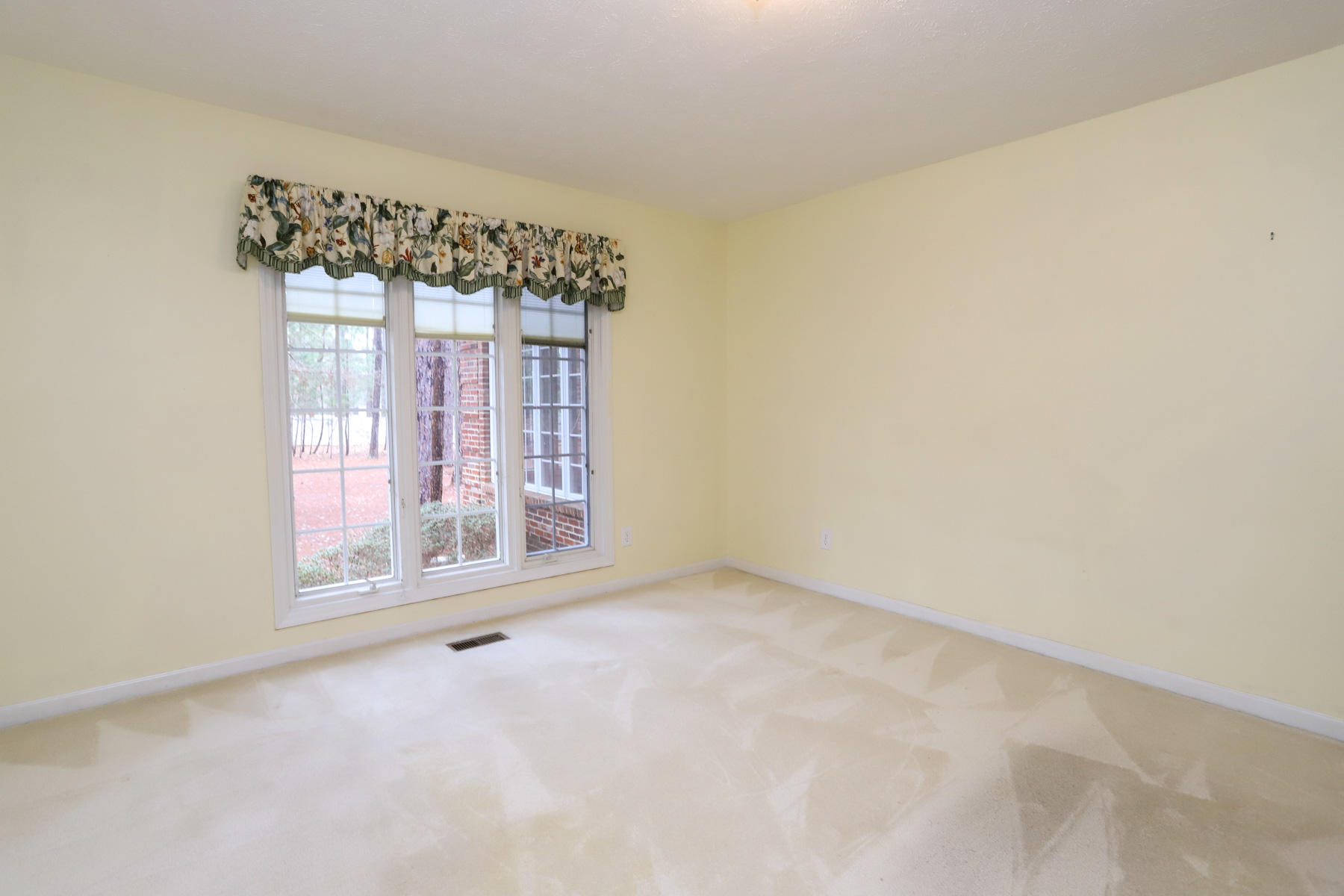 12 Sandown Road Savannah, GA 31419 - Photo 38 of 60 Xbed1-1