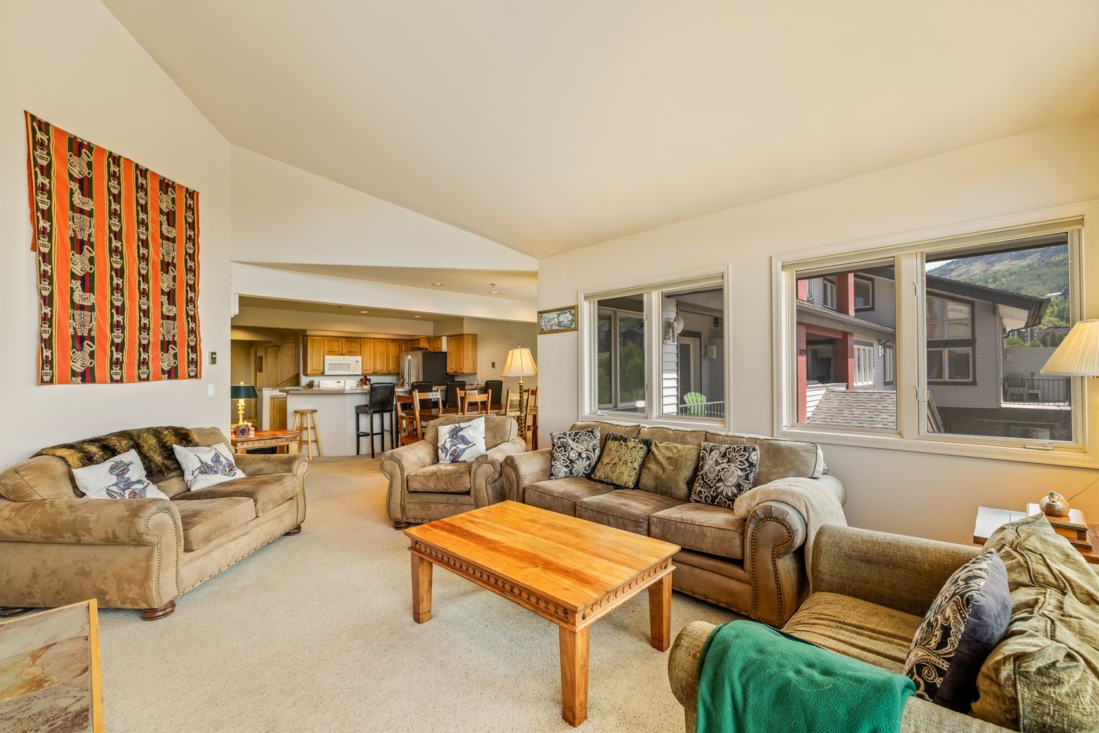 1724 Ski Time Square Drive, Unit R5 Steamboat Springs, CO 80487 - Photo 4 of 19