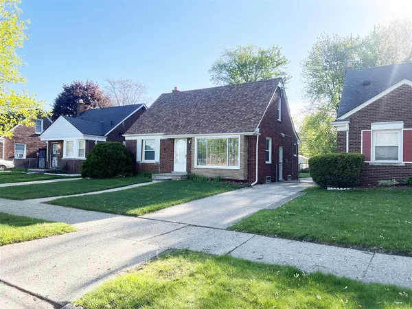 $164,900 | 7730 Chatham, Redford, MI 48239