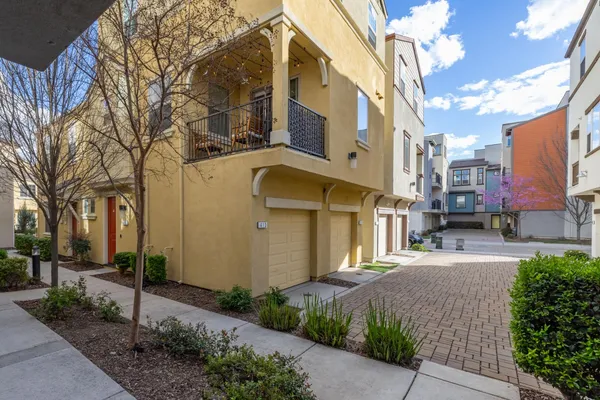 $454,999 | 413 Tailoff Lane, Unit 91B, Sacramento, CA 95818