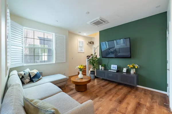 $454,999 | 413 Tailoff Lane, Unit 91B, Sacramento, CA 95818