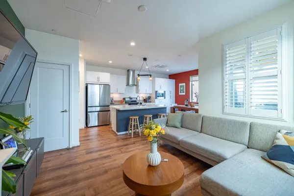 $454,999 | 413 Tailoff Lane, Unit 91B, Sacramento, CA 95818