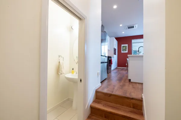 $454,999 | 413 Tailoff Lane, Unit 91B, Sacramento, CA 95818