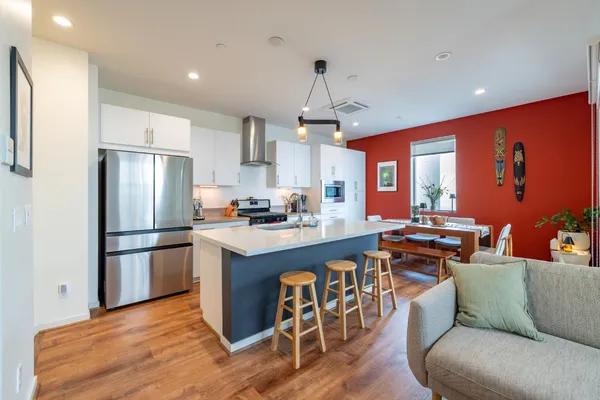 $454,999 | 413 Tailoff Lane, Unit 91B, Sacramento, CA 95818