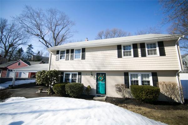 3 Whispering Hill Road Woburn, MA 01801 - Photo 1 of 24 Gallery Image 1