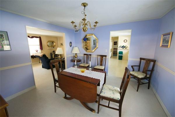 3 Whispering Hill Road Woburn, MA 01801 - Photo 5 of 24 Gallery Image 5