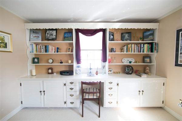 3 Whispering Hill Road Woburn, MA 01801 - Photo 8 of 24 Gallery Image 8