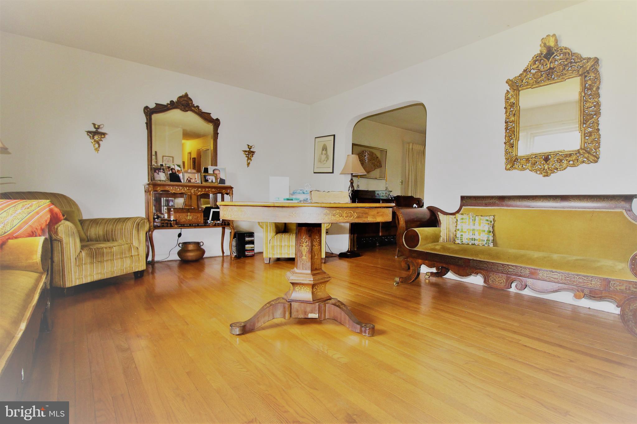 7020 Capitol View Drive McLean, VA 22101 - Photo 11 of 61