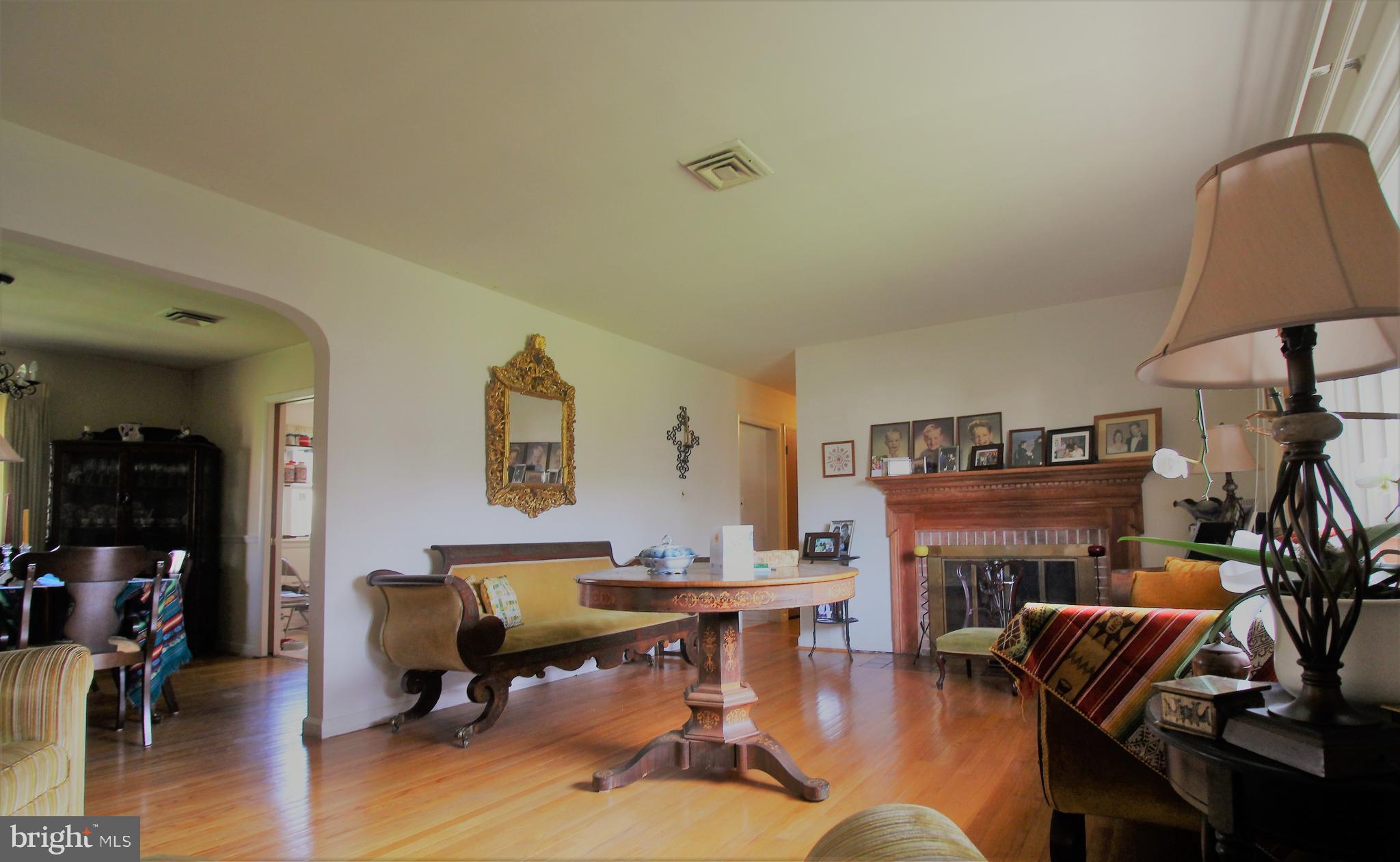 7020 Capitol View Drive McLean, VA 22101 - Photo 12 of 61