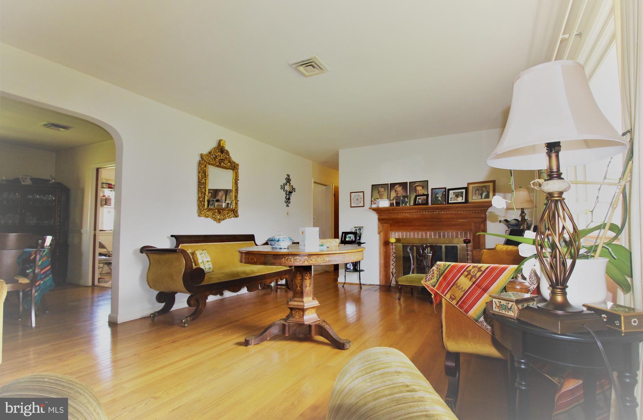 7020 Capitol View Drive McLean, VA 22101 - Photo 13 of 61