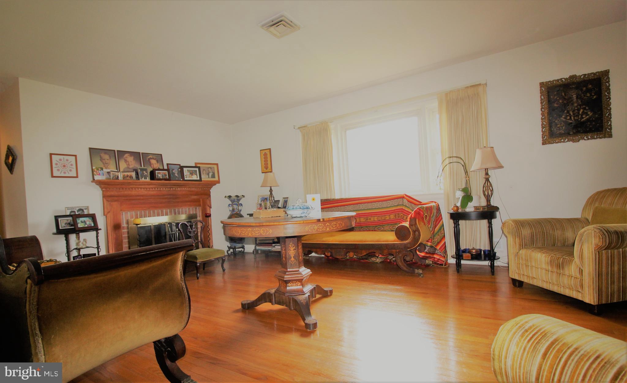 7020 Capitol View Drive McLean, VA 22101 - Photo 15 of 61