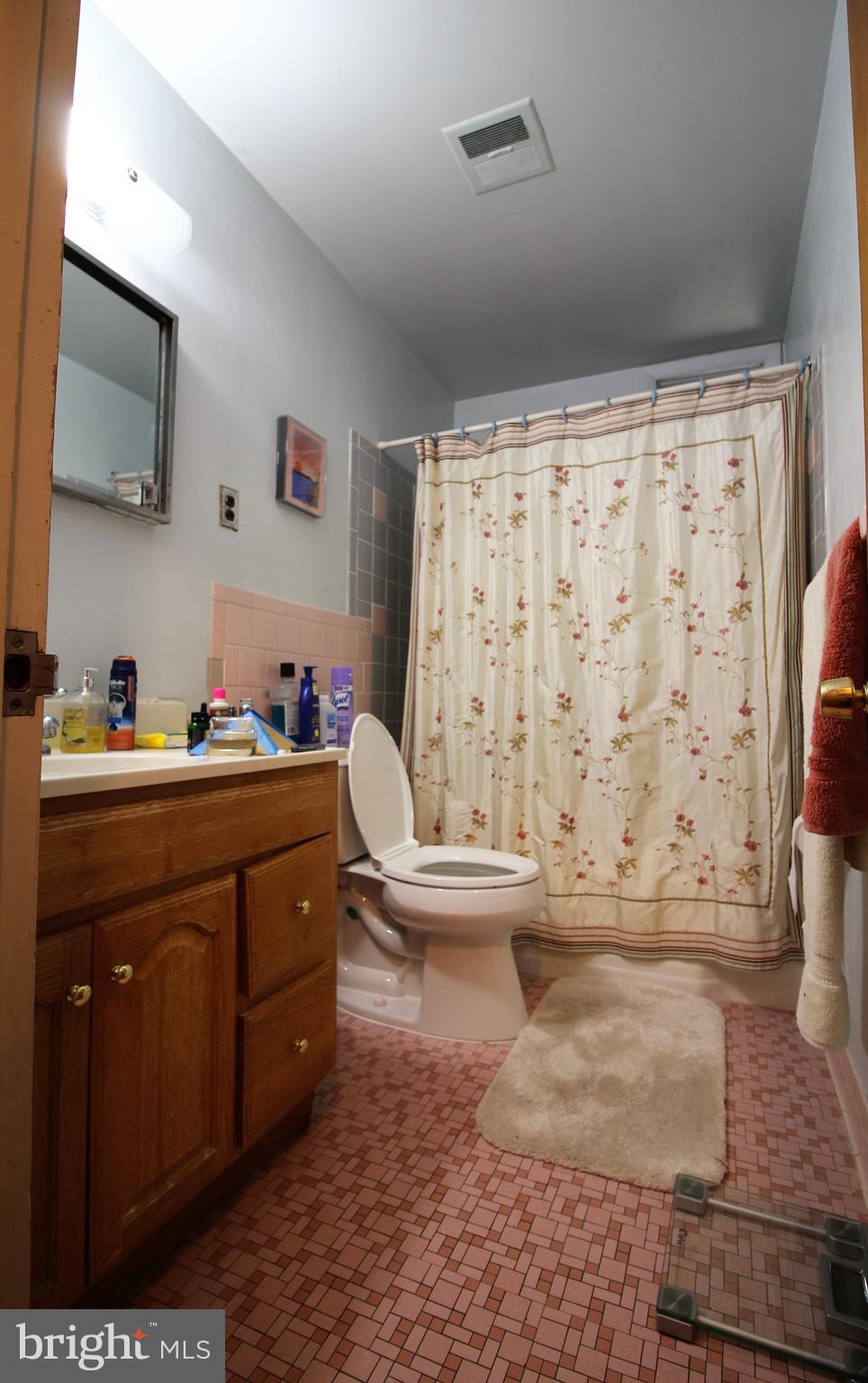 7020 Capitol View Drive McLean, VA 22101 - Photo 29 of 61