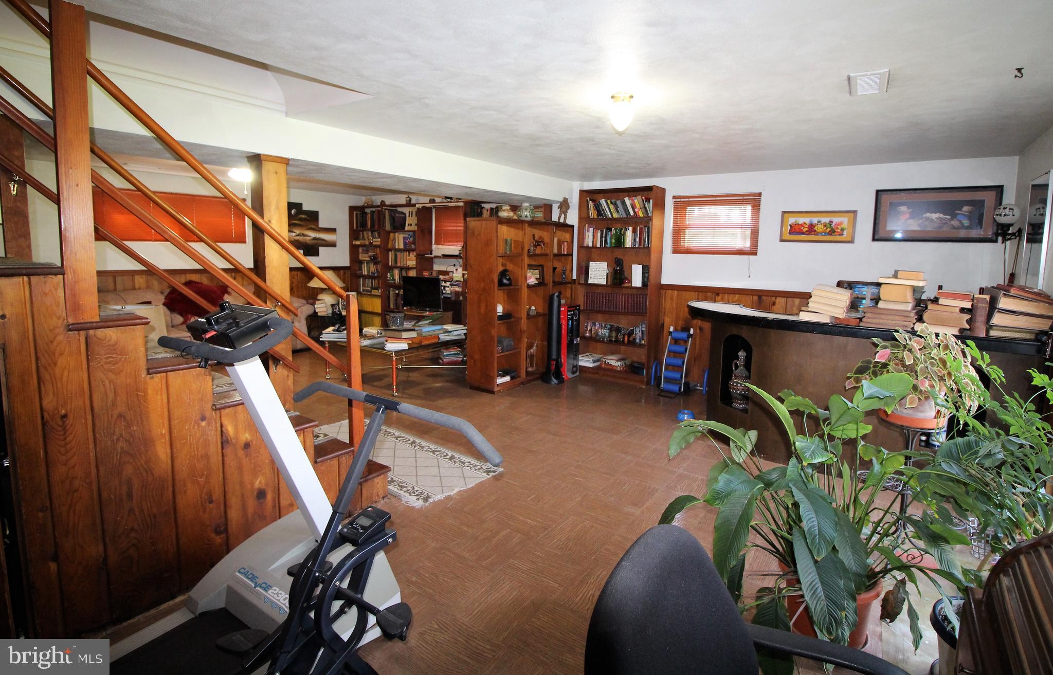 7020 Capitol View Drive McLean, VA 22101 - Photo 38 of 61