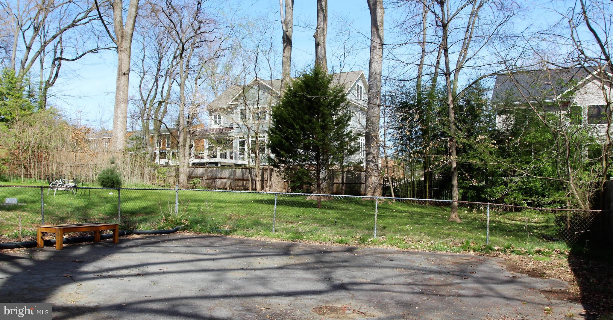 7020 Capitol View Drive McLean, VA 22101 - Photo 54 of 61