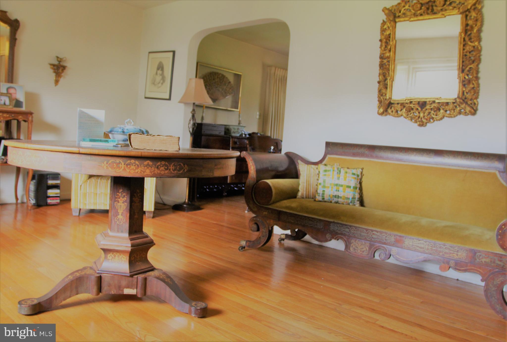 7020 Capitol View Drive McLean, VA 22101 - Photo 9 of 61