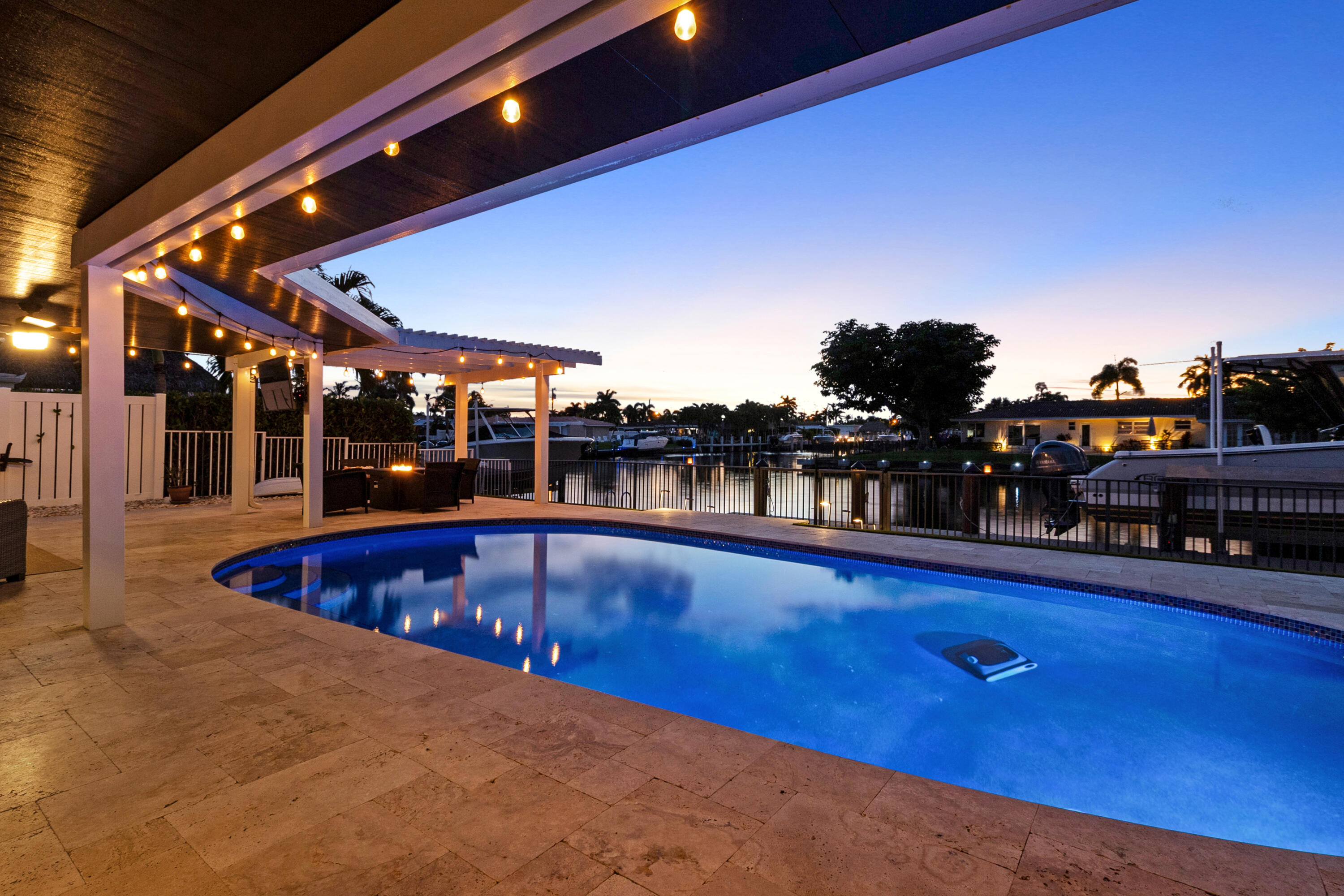 291 Southeast 5th Avenue Pompano Beach, FL 33060 - Photo 42 of 62 a view of swimming pool with outdoor seating and seating area