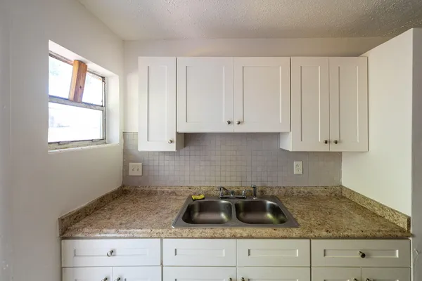 $299,400 | 2108 Avenue East, Fort Pierce, FL 34950