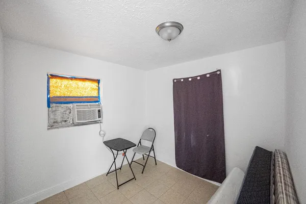 $299,400 | 2108 Avenue East, Fort Pierce, FL 34950