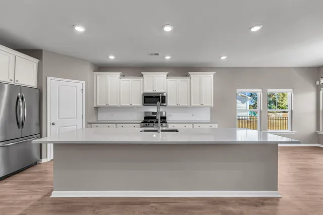 $660,000 | 3524 Great Egret Drive, Johns Island, SC 29455