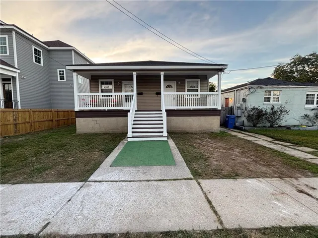 $1,350 | 4934 Pauger Street, New Orleans, LA 70122