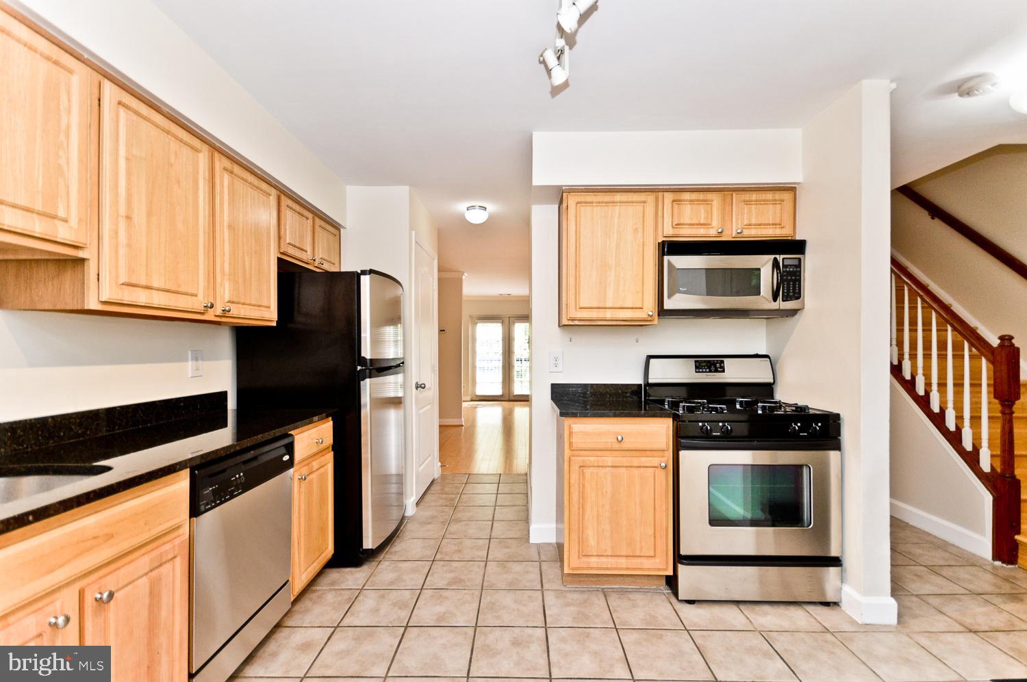 14107 Yorkshire Woods Drive Silver Spring, MD 20906 - Photo 13 of 39