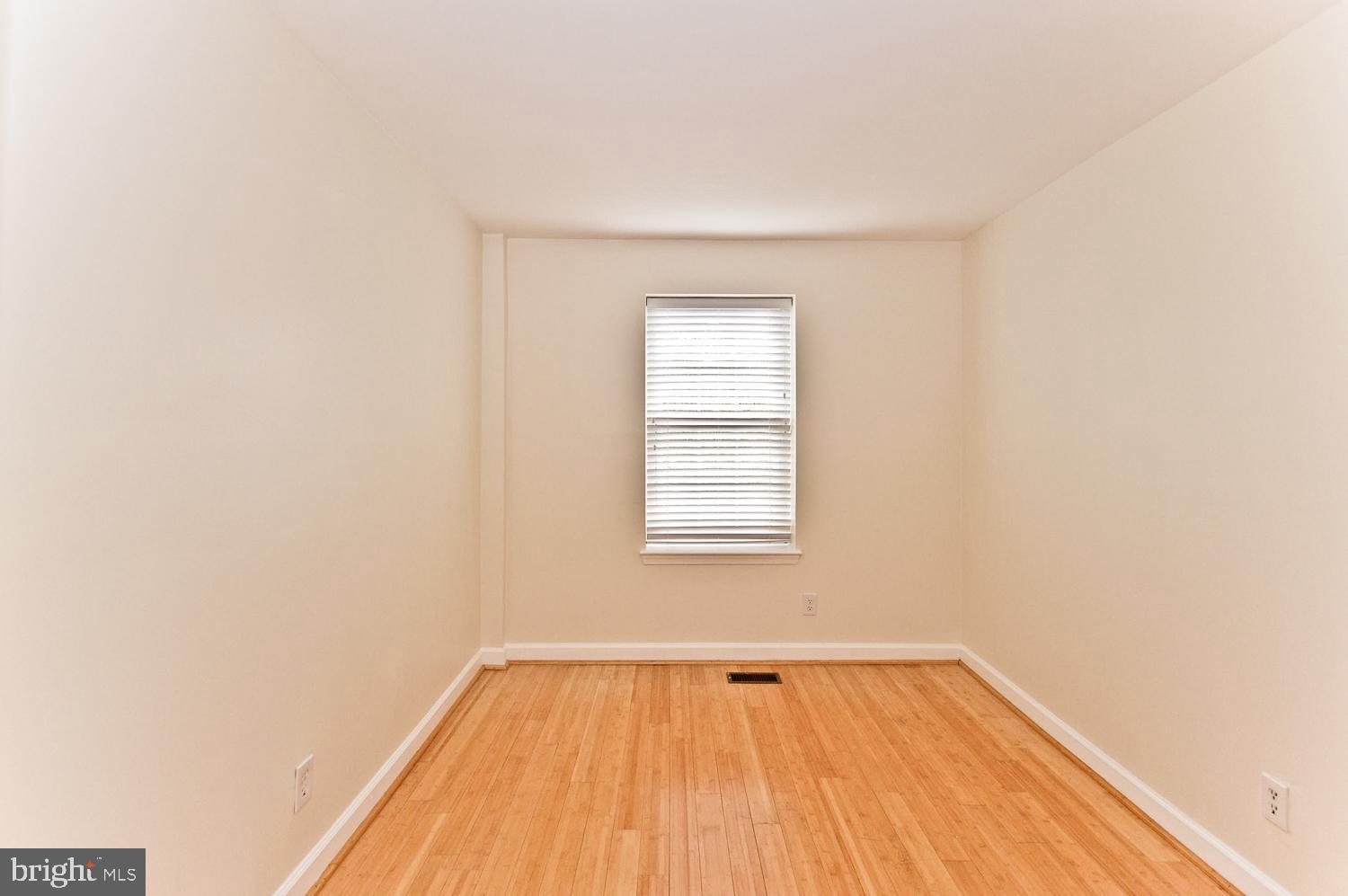 14107 Yorkshire Woods Drive Silver Spring, MD 20906 - Photo 20 of 39