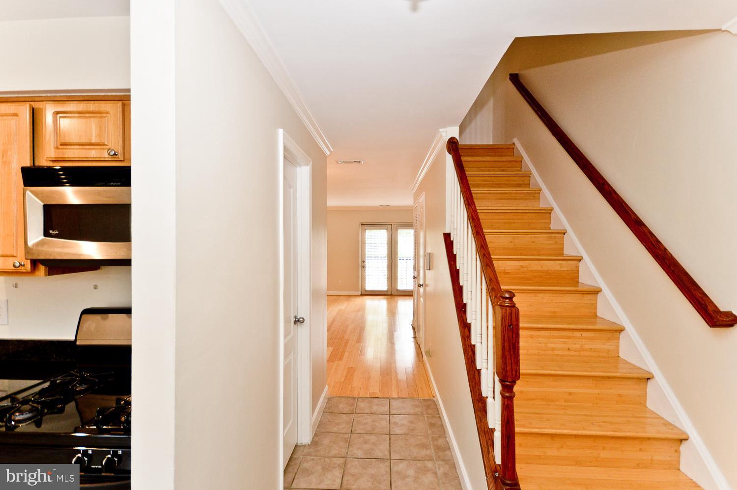 14107 Yorkshire Woods Drive Silver Spring, MD 20906 - Photo 4 of 34