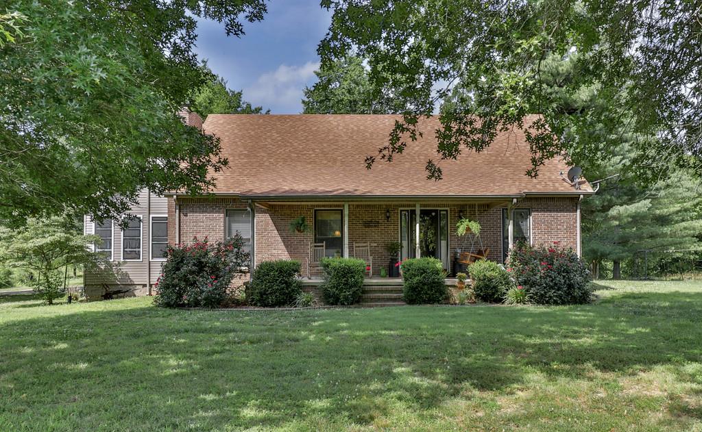 507 Sands Road Pulaski, TN 38478 - Photo 3 of 30