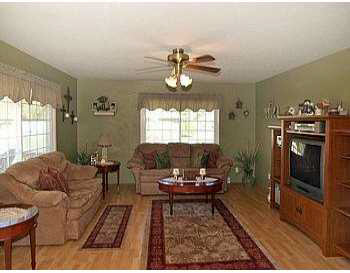 10055 Edison Road Osceola, IN 46561 - Photo 2 of 8 Gallery Image 2