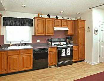 10055 Edison Road Osceola, IN 46561 - Photo 3 of 8 Gallery Image 3