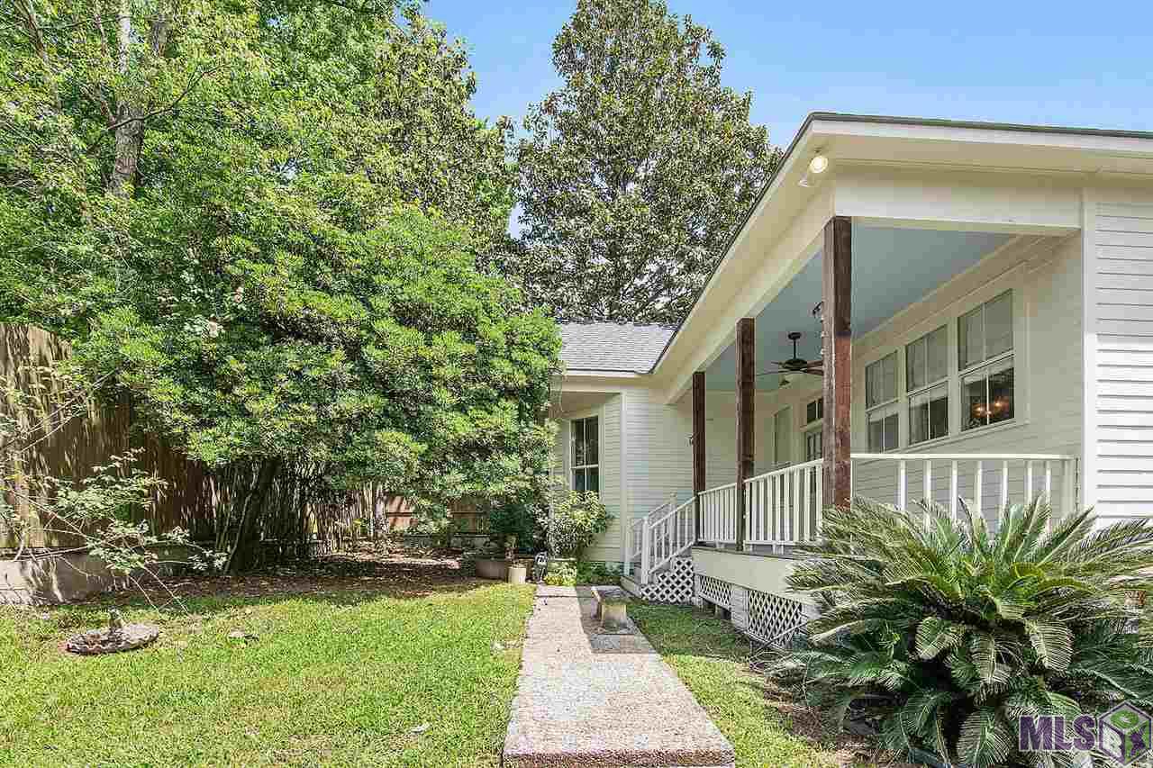 8016 Walden Road Baton Rouge, LA 70808 - Photo 3 of 19 Back yard