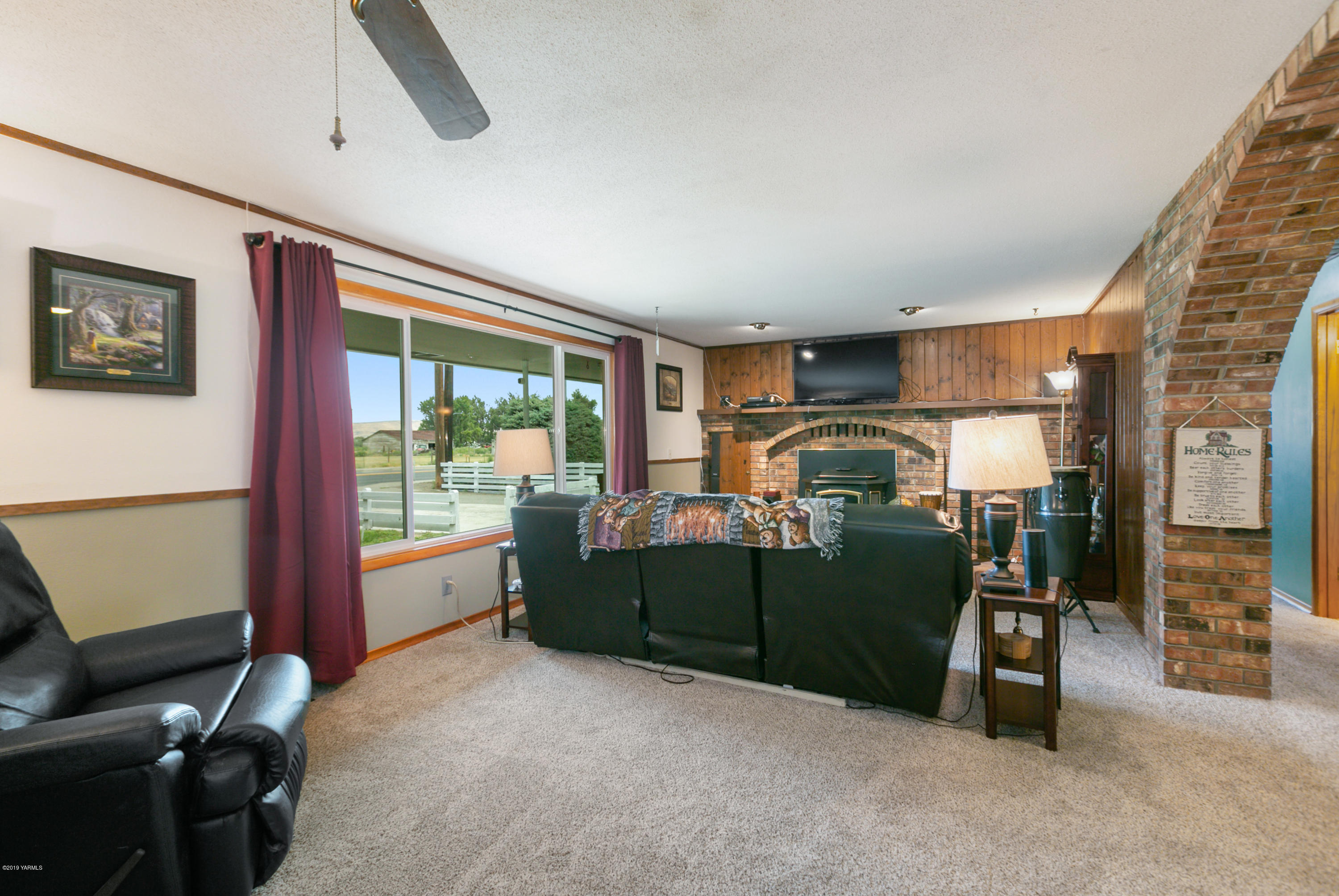 1608 Ahtanum Road Union Gap, WA 98903 - Photo 9 of 18 a room with furniture and a window