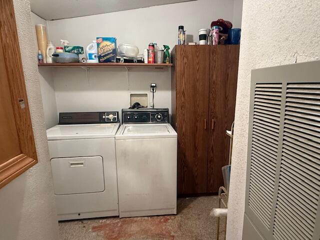 55916 Snow Goose Road Bend, OR 97707 - Photo 14 of 19 Laundry