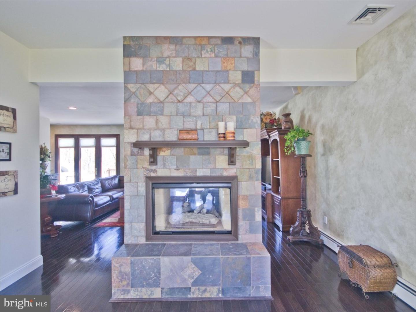 2 Chadwick Road Perrineville, NJ 08535 - Photo 8 of 25 Gallery Image 8