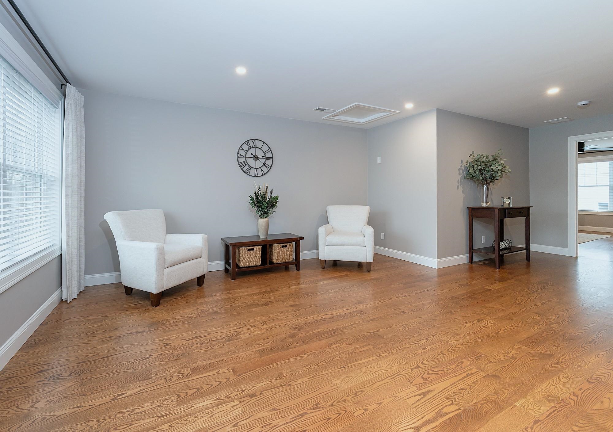 11 Midtrail Crossing Windham, NH 03087 - Photo 20 of 47