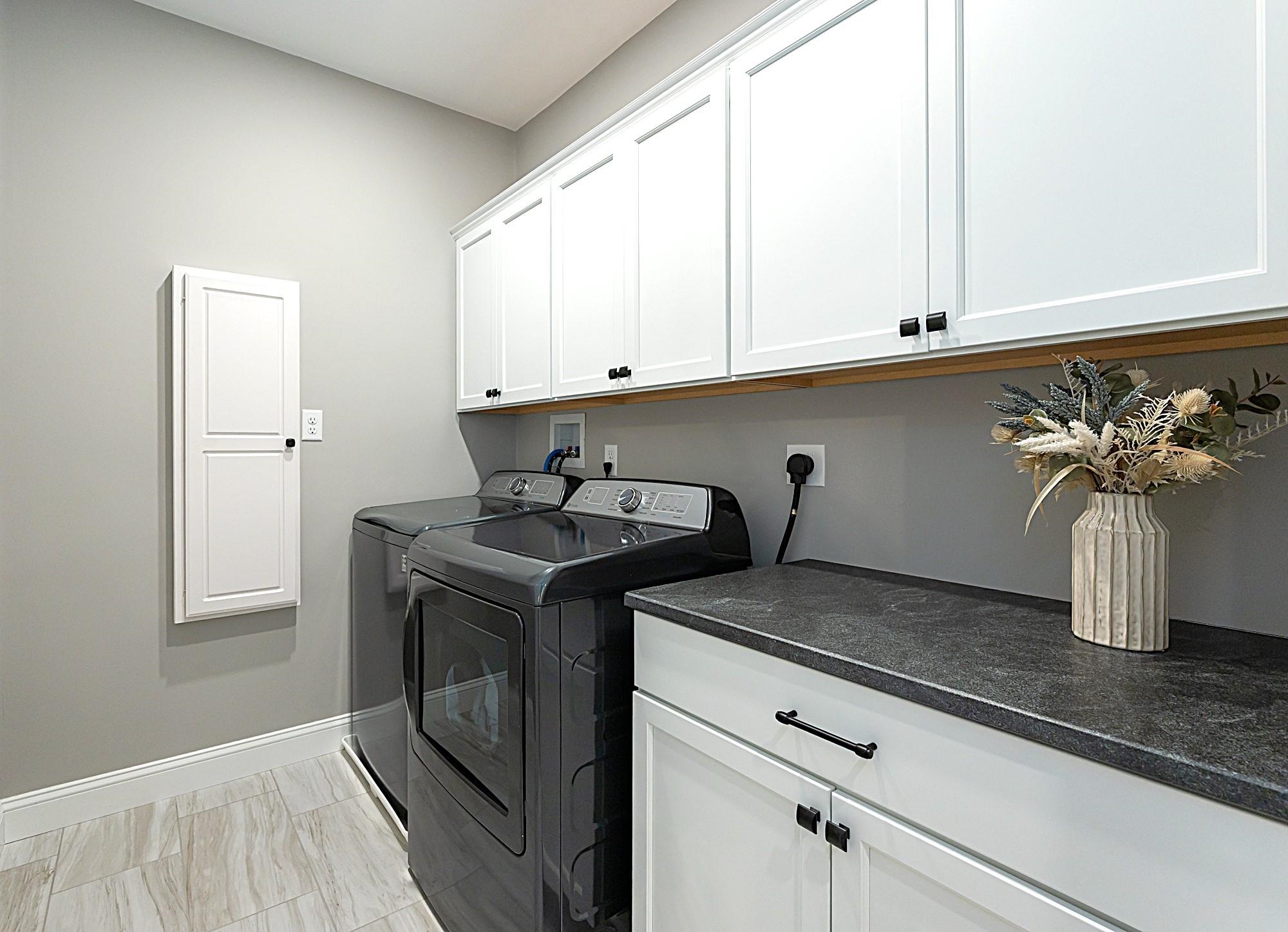 11 Midtrail Crossing Windham, NH 03087 - Photo 35 of 47