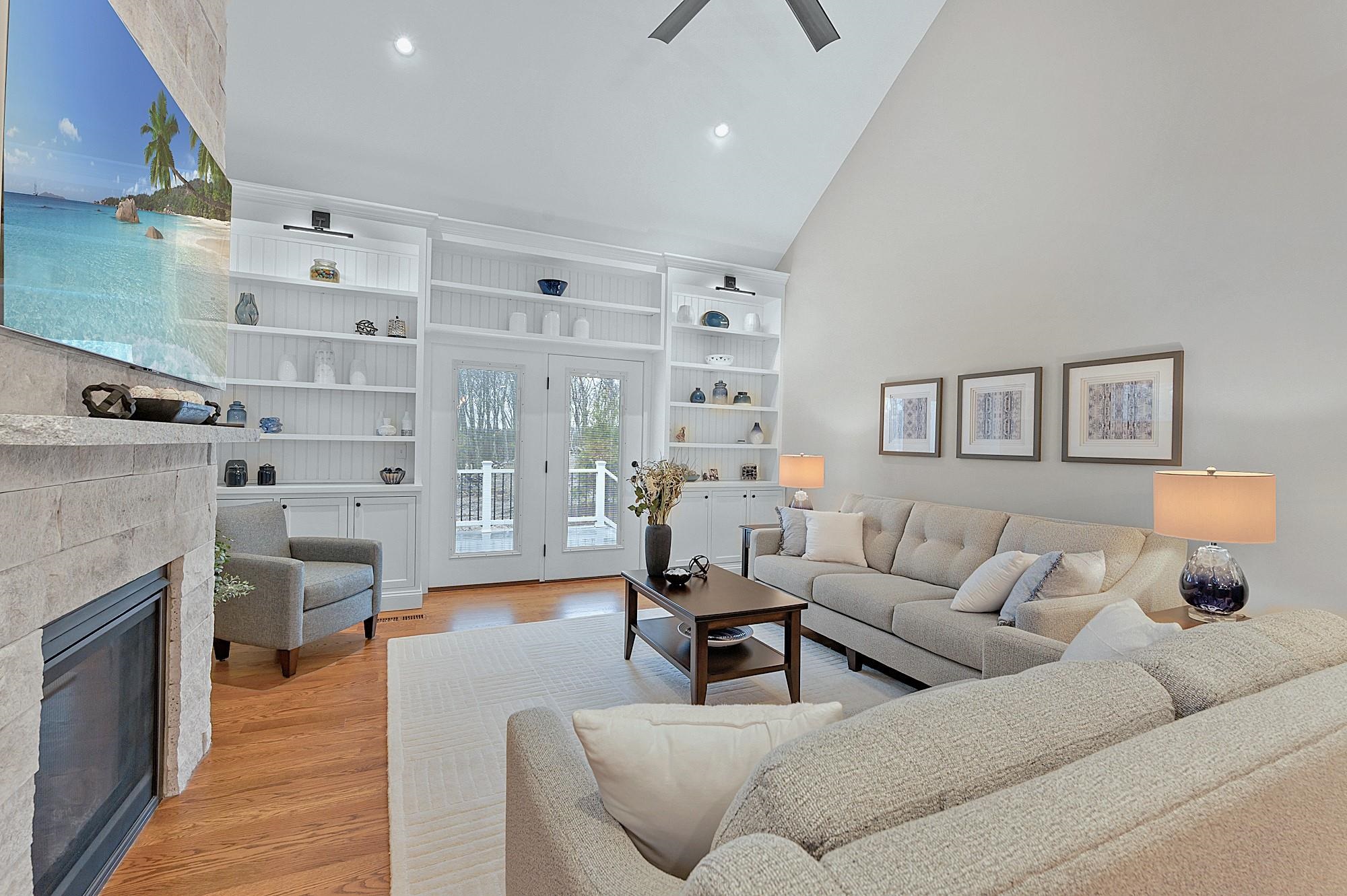 11 Midtrail Crossing Windham, NH 03087 - Photo 5 of 47