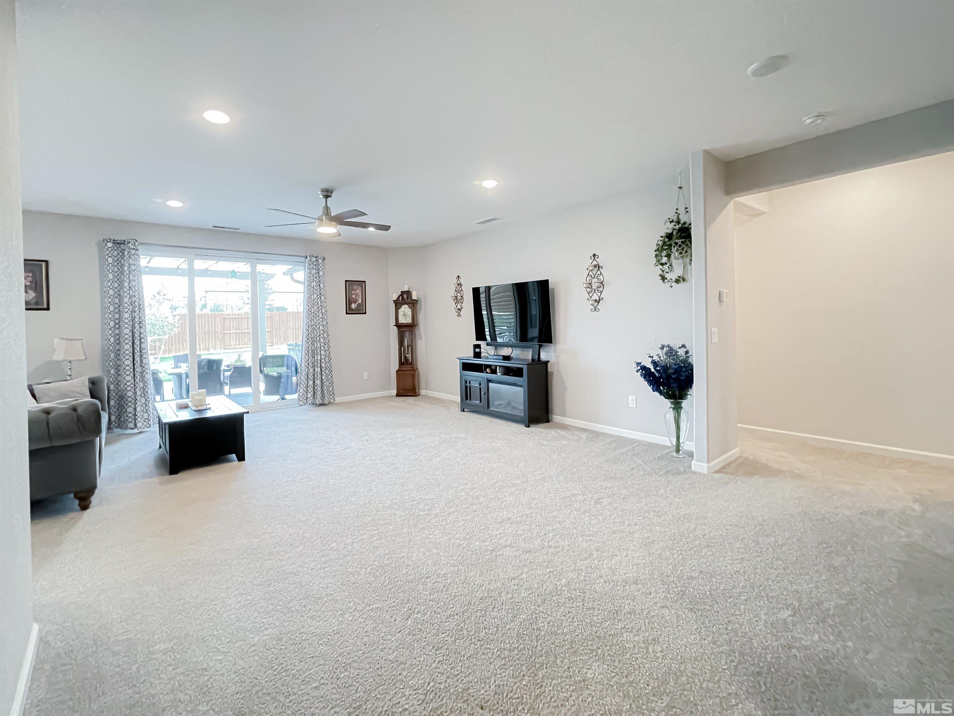 425 Scenic Ridge Drive Reno, NV 89506 - Photo 7 of 40 Photo 7