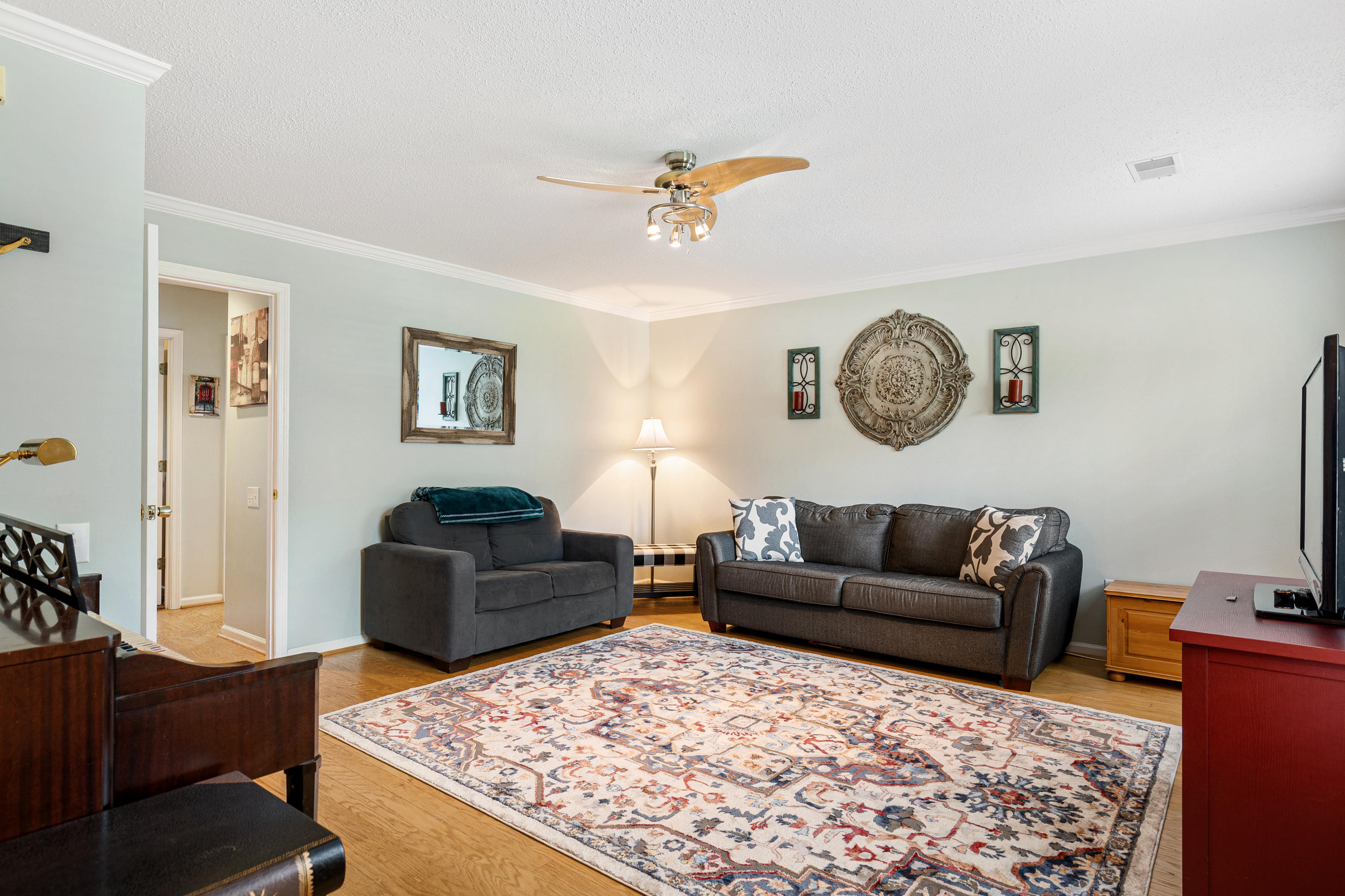 3045 Queensgate Way Mount Pleasant, SC 29466 - Photo 3 of 21 Family Room 2